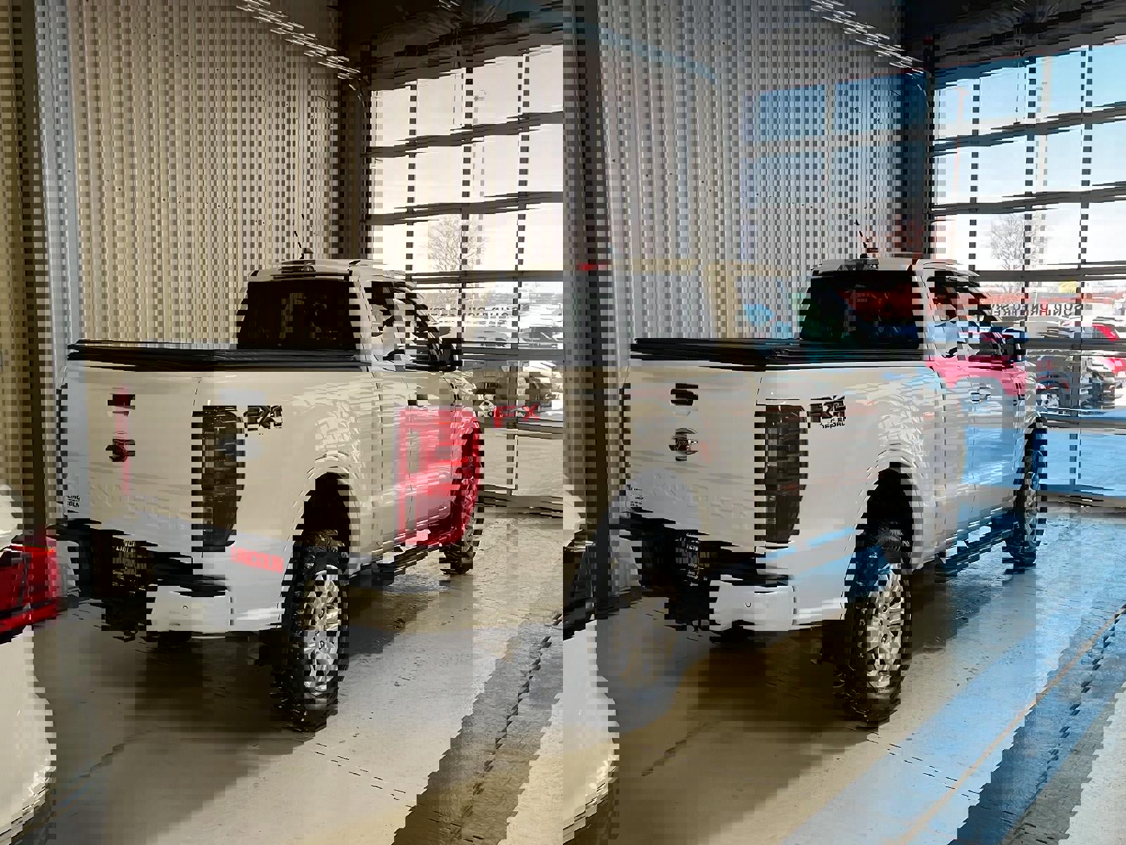 Used 2021 Ford Ranger XLT w/ FX4 Off-Road Package image 4