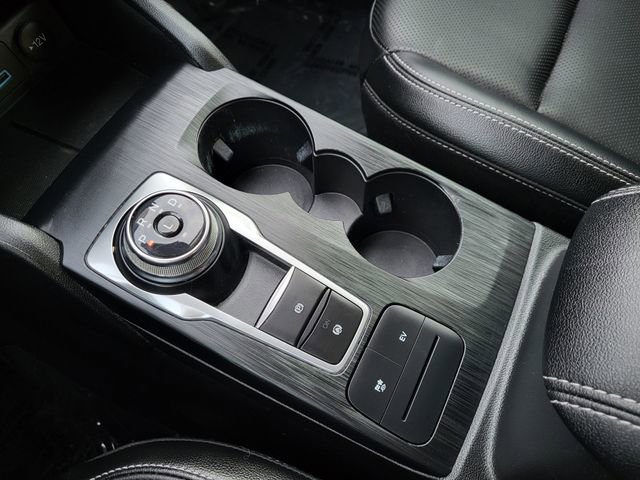 Used 2022 Ford Escape SEL w/ Class II Trailer Tow Package image 11