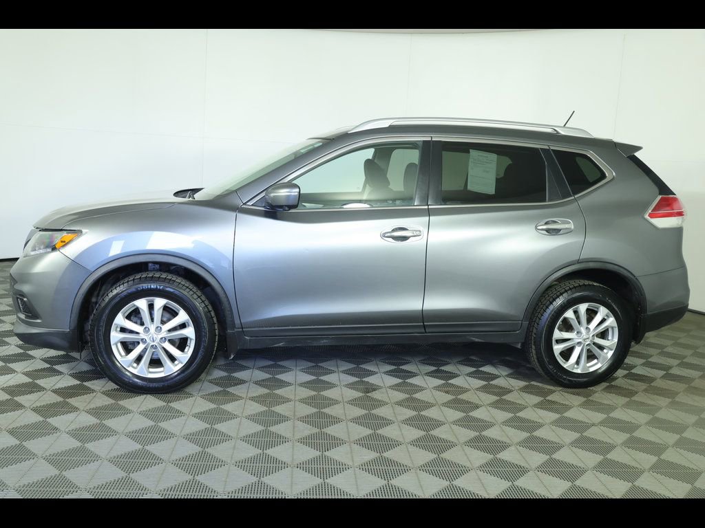 Used 2015 Nissan Rogue SV w/ SV Premium Package image 11