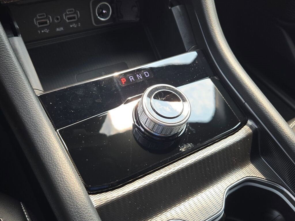 New 2025 Jeep Grand Cherokee L Laredo image 27