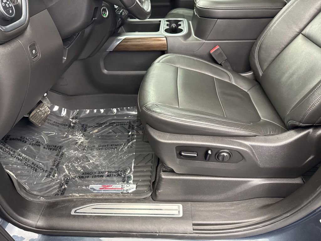 Used 2020 Chevrolet Silverado 1500 LT Trail Boss image 30