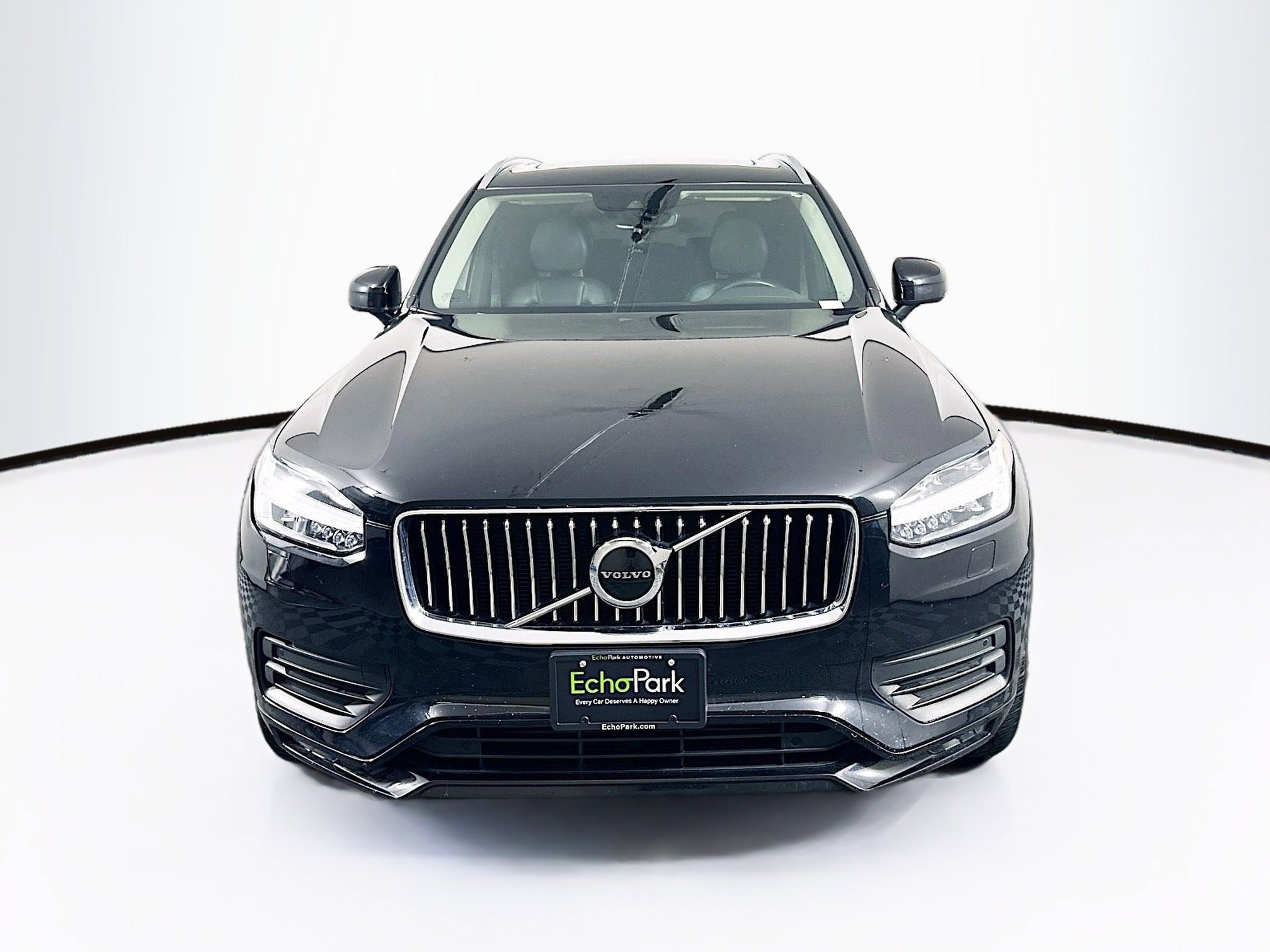 Used 2021 Volvo XC90 T6 Momentum AWD/4WD image 2