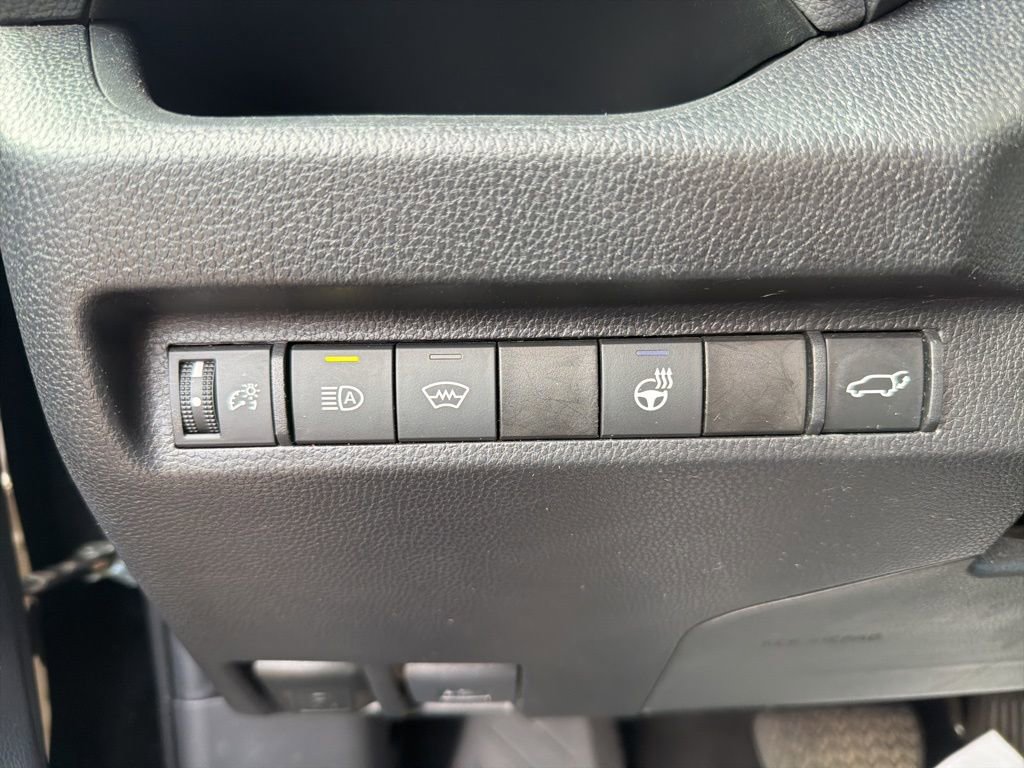 Used 2024 Toyota RAV4 XLE image 9