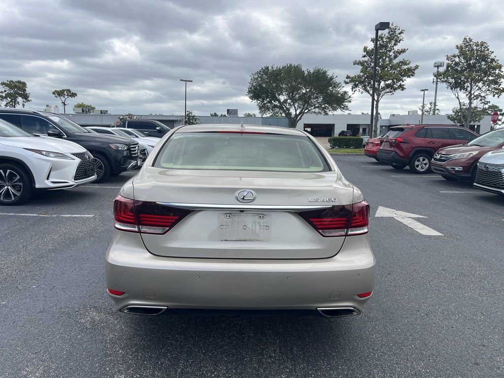 Used 2017 Lexus LS 460 image 4