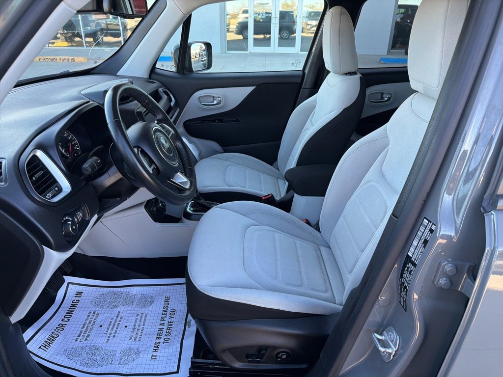 Used 2021 Jeep Renegade Latitude w/ Convenience Group image 7