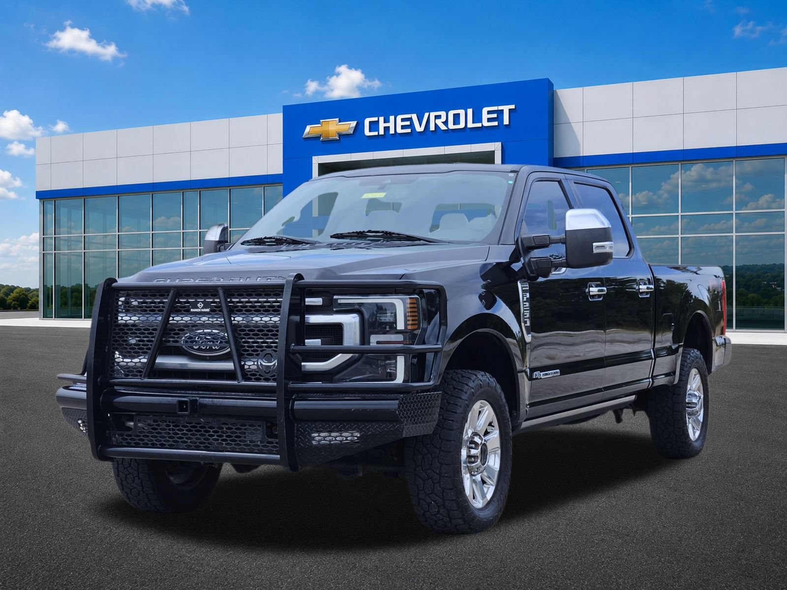 Used 2021 Ford F250 Platinum AWD/4WD image 2