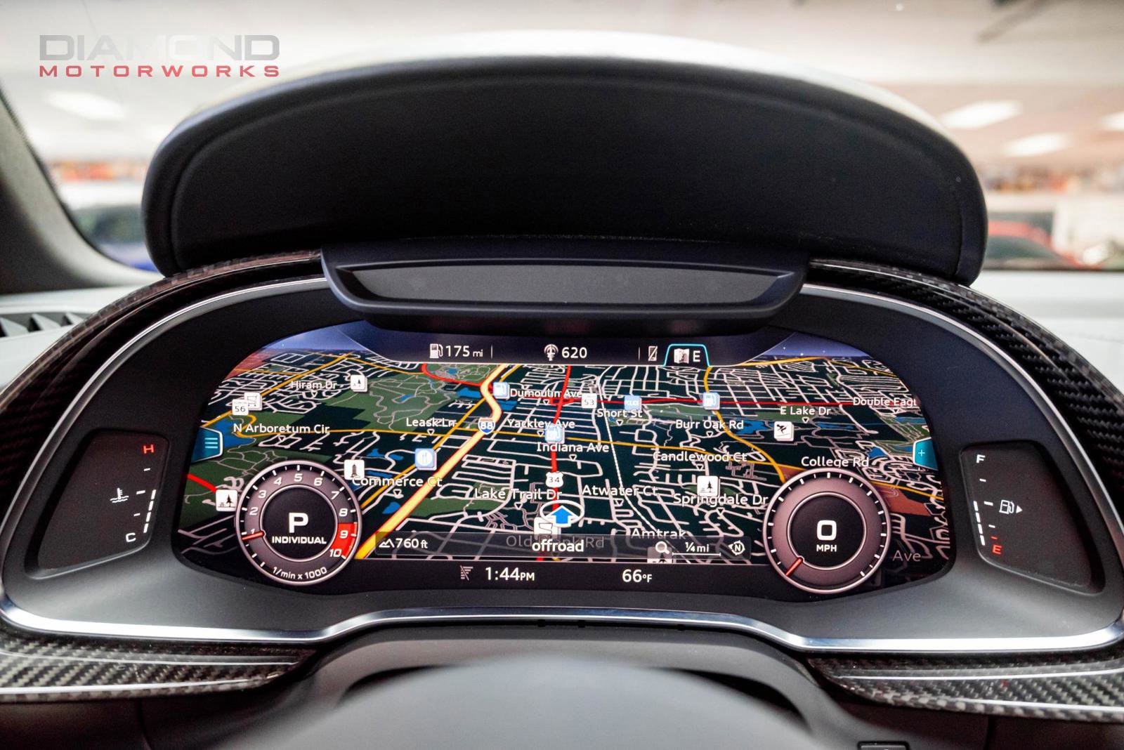 Used 2018 Audi R8 V10 w/ Carbon Exterior Package image 19