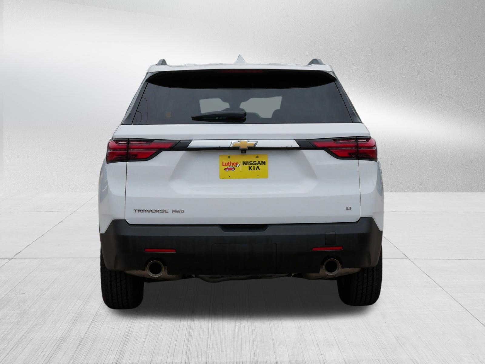 Used 2023 Chevrolet Traverse LT image 6