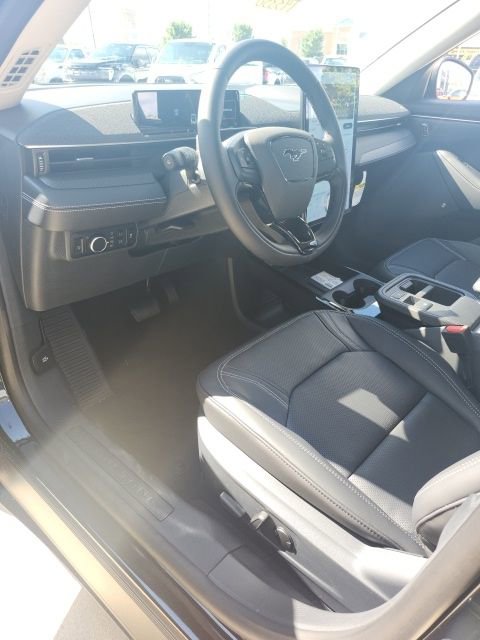 New 2025 Ford Mustang Mach-E Premium w/ Sport Appearance Package image 31