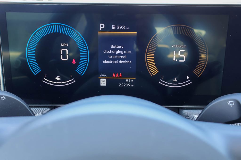 Used 2025 Hyundai Sonata SEL FWD image 11