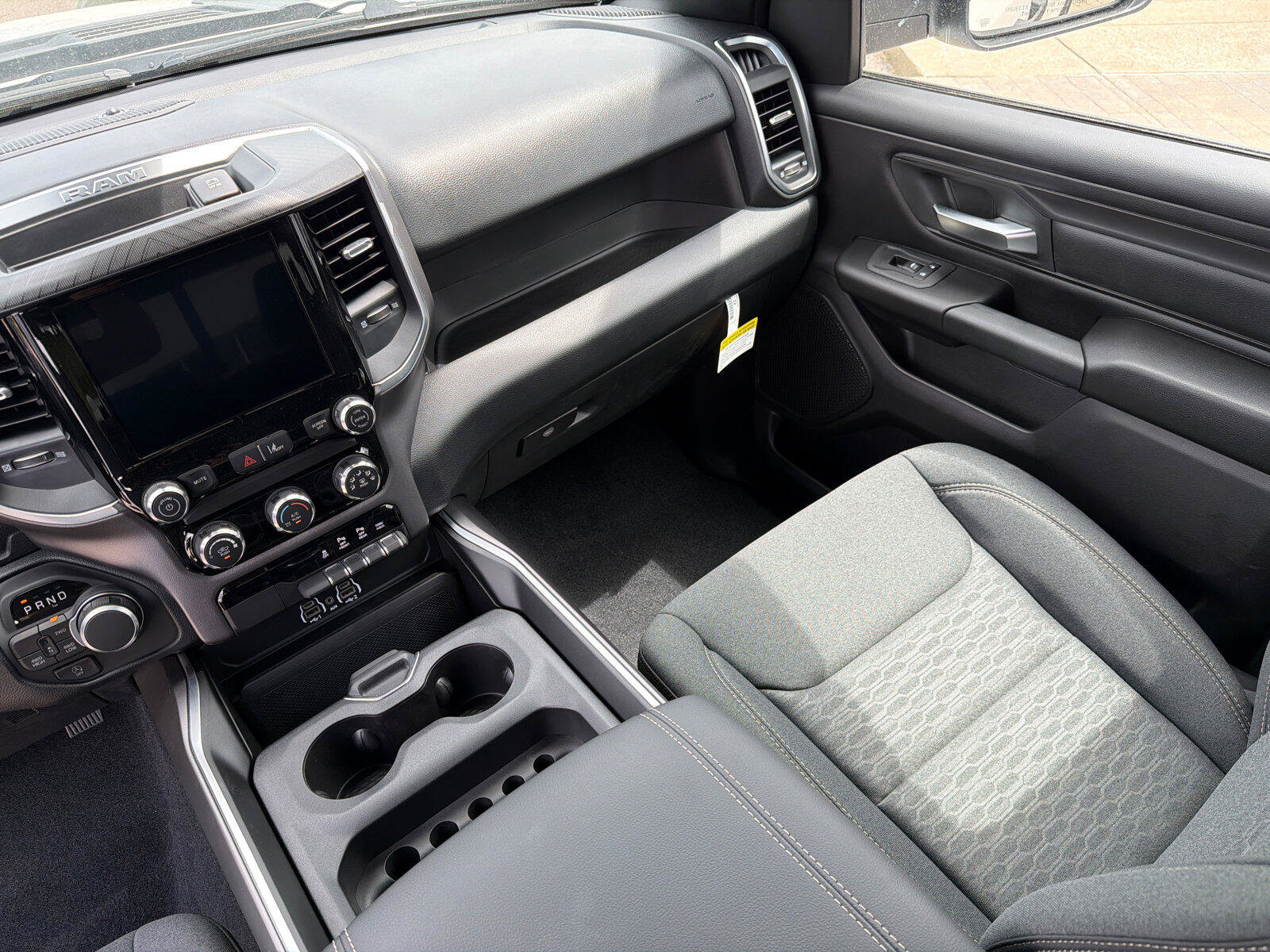 New 2026 RAM 1500 Express AWD/4WD image 24