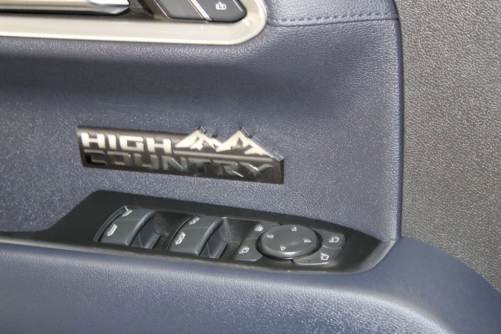 Used 2024 Chevrolet Silverado 1500 High Country w/ High Country Premium Package image 43