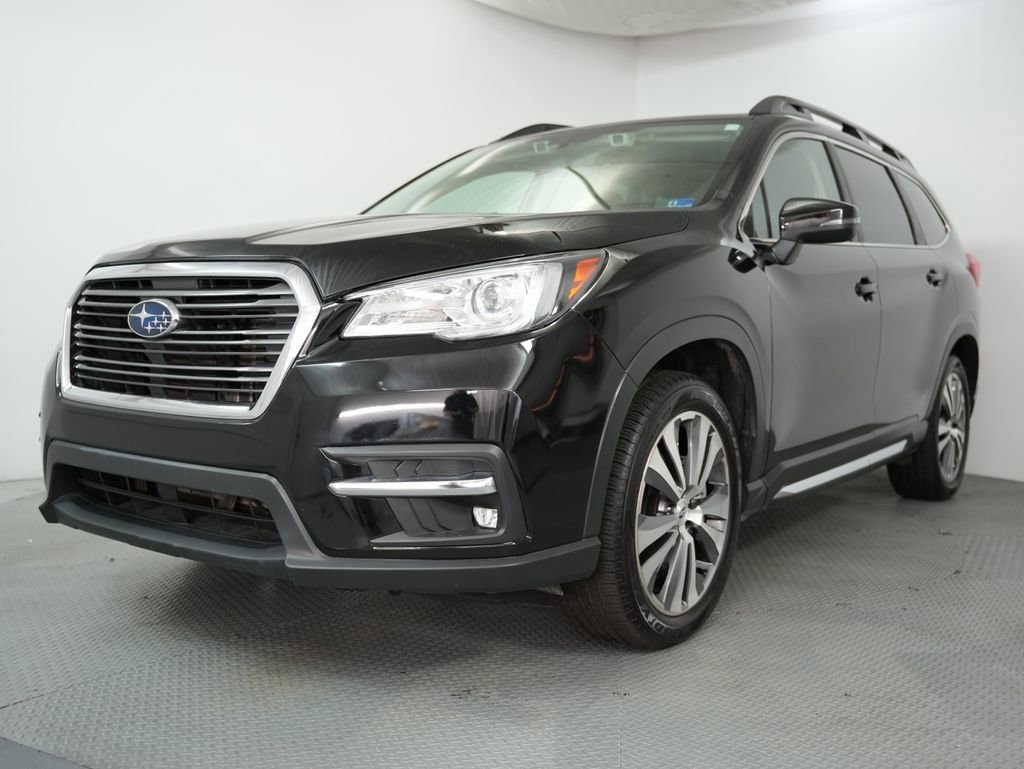 Used 2022 Subaru Ascent Limited image 3