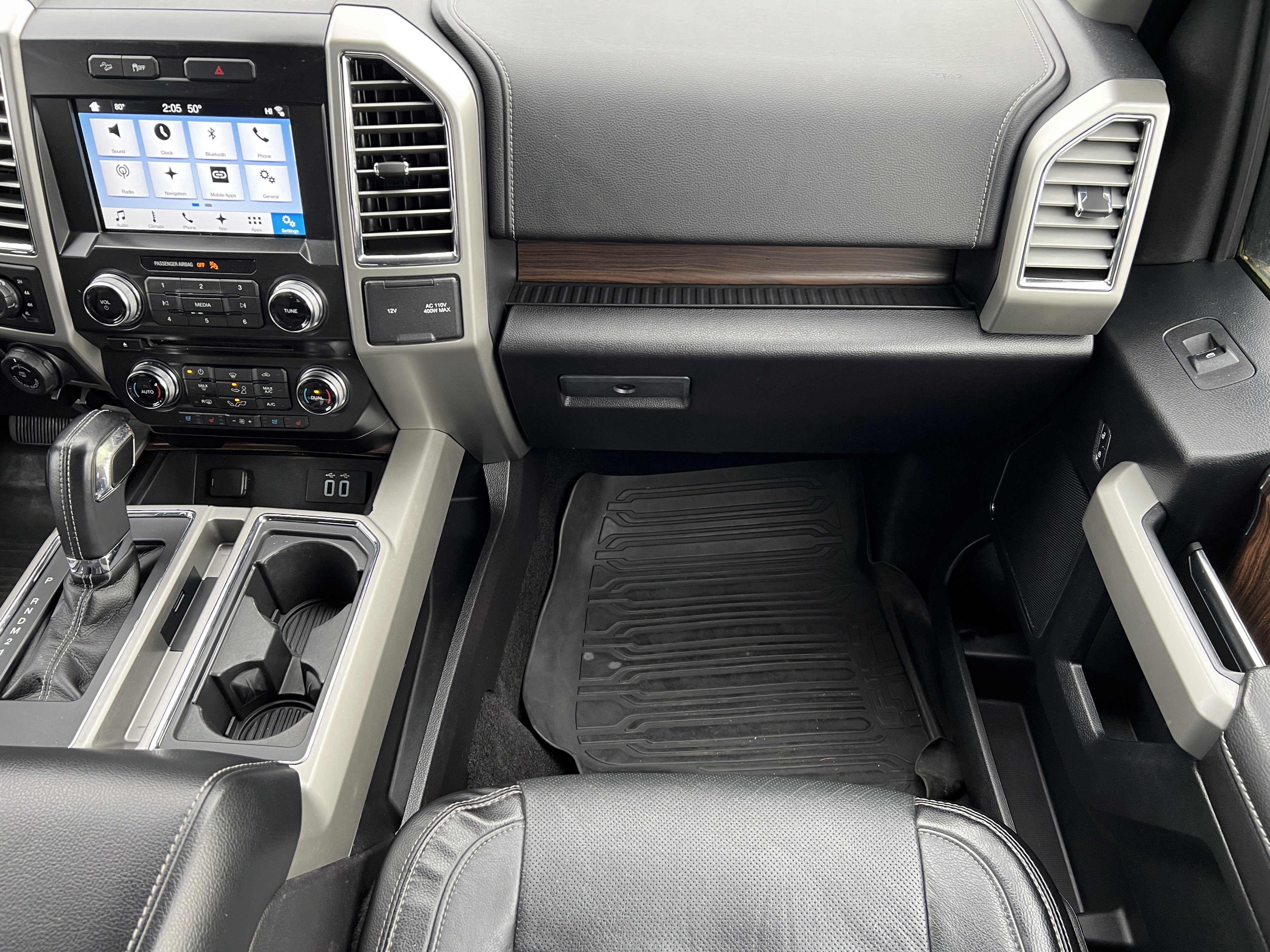 Used 2016 Ford F150 Lariat w/ Equipment Group 502A Luxury image 32