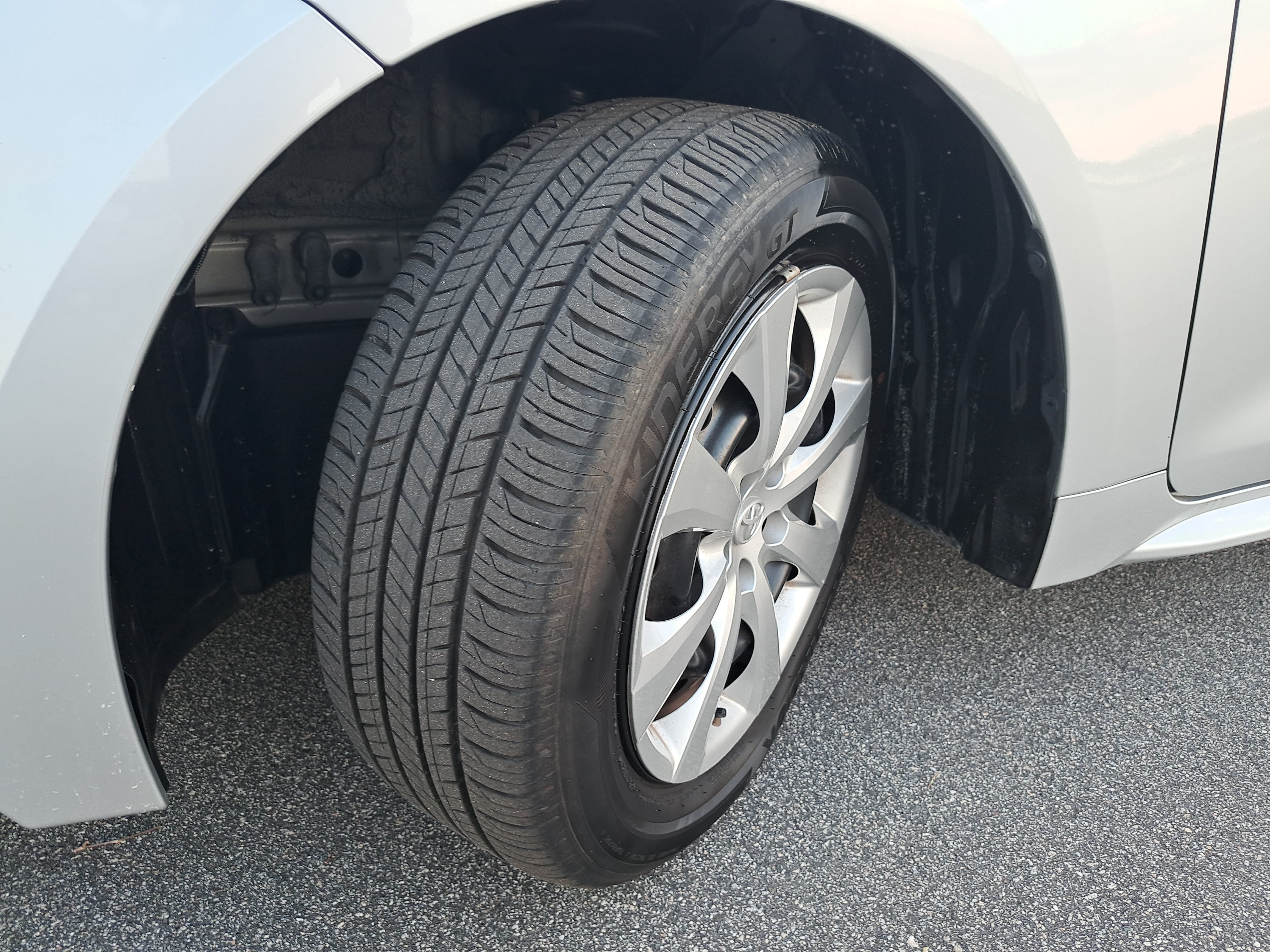 Used 2026 Toyota Corolla LE FWD image 29