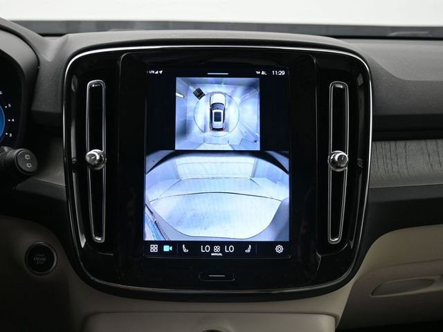 Used 2024 Volvo XC40 B5 Plus w/ Protection Package Premier image 21