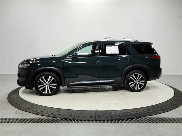Used 2024 Nissan Pathfinder Platinum w/ Lighting Package (N93) image 4