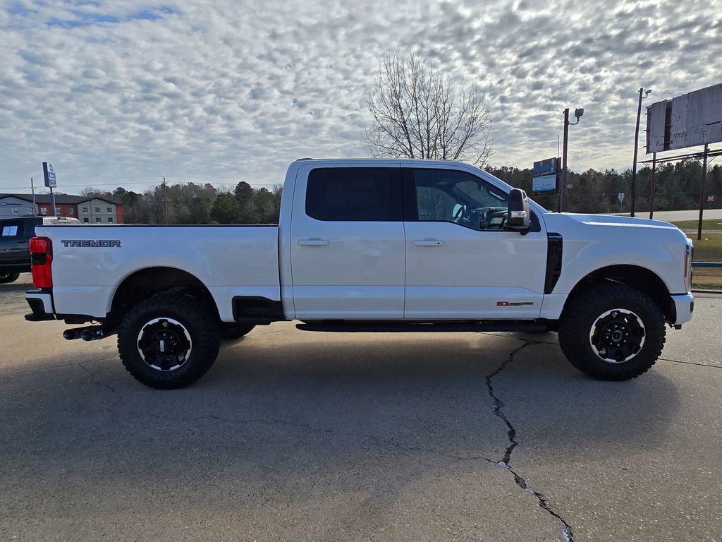 New 2026 Ford F250 Platinum w/ Tremor Off-Road Package image 7