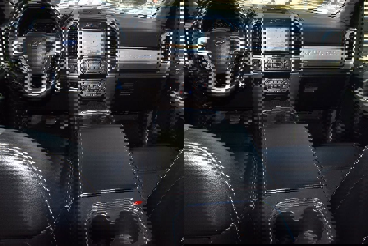 Used 2021 Ford F250 Lariat w/ Lariat Value Package image 16