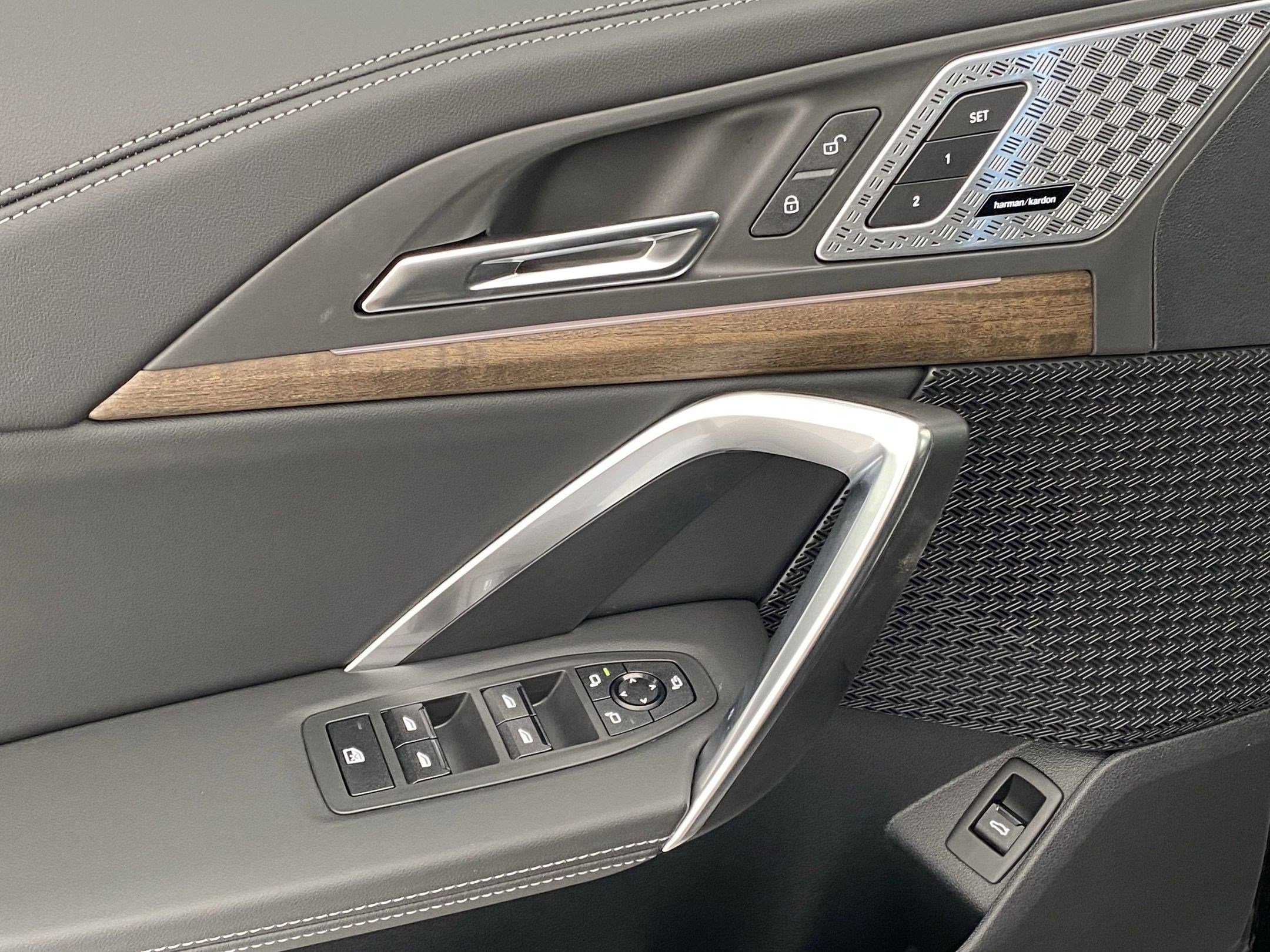 Used 2025 BMW X1 xDrive28i w/ M Sport Package image 23