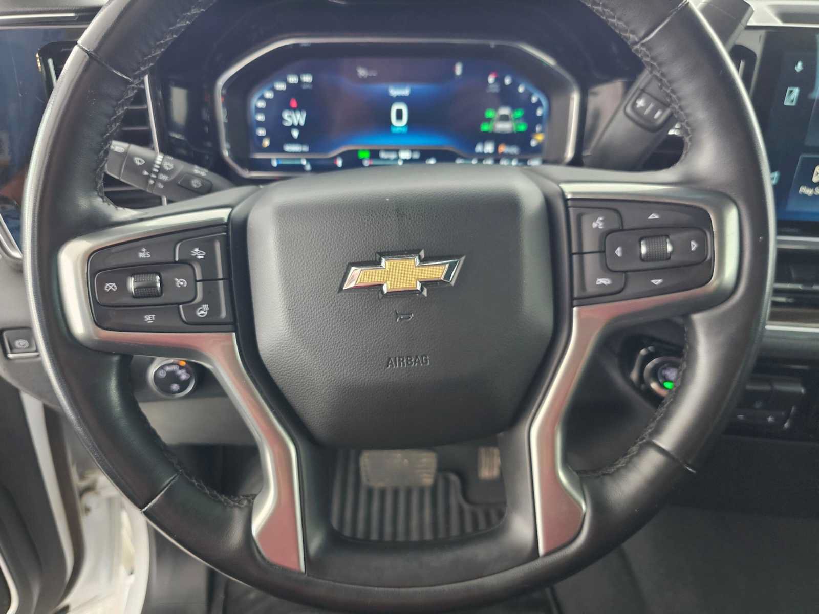 Used 2023 Chevrolet Silverado 1500 LT w/ Z71 Off-Road Package AWD/4WD image 22
