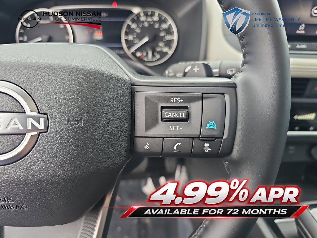 Used 2025 Nissan Rogue SV w/ SV Premium Package FWD image 19