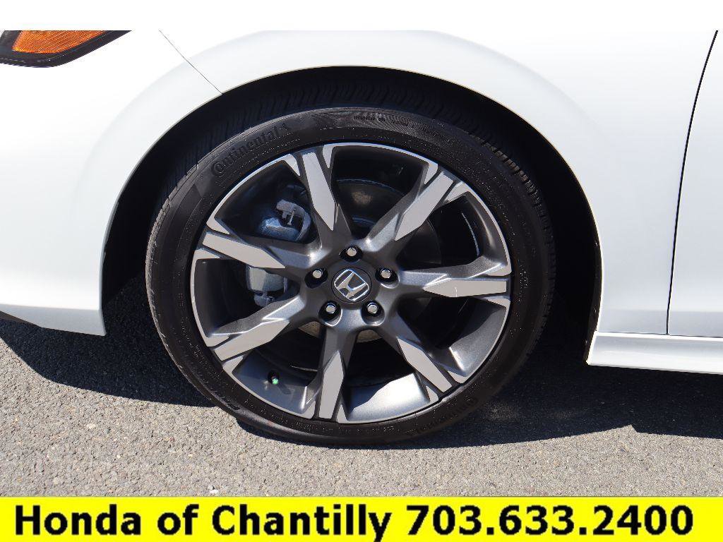 Certified 2025 Honda Civic Sport Touring image 28