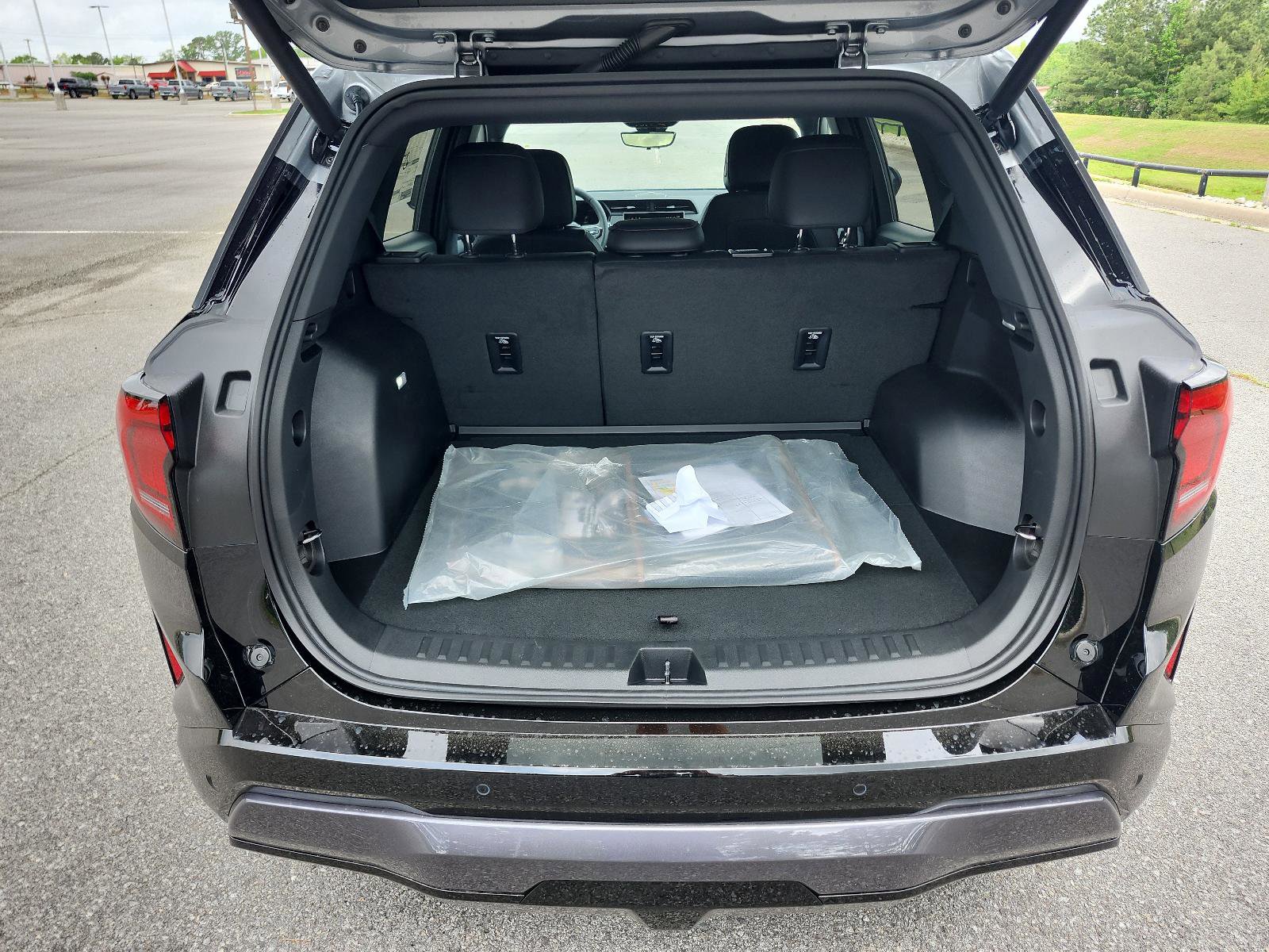 New 2026 GMC Terrain AT4 w/ Convenience Package III image 8