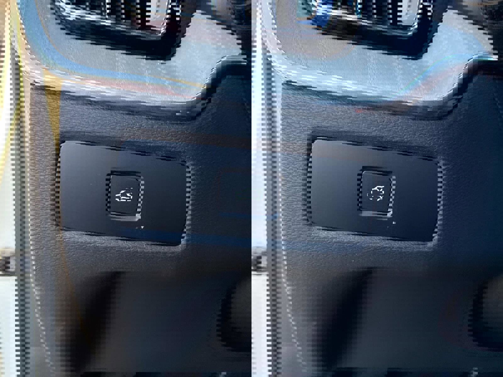 Certified 2025 Volvo XC60 B5 Plus image 31