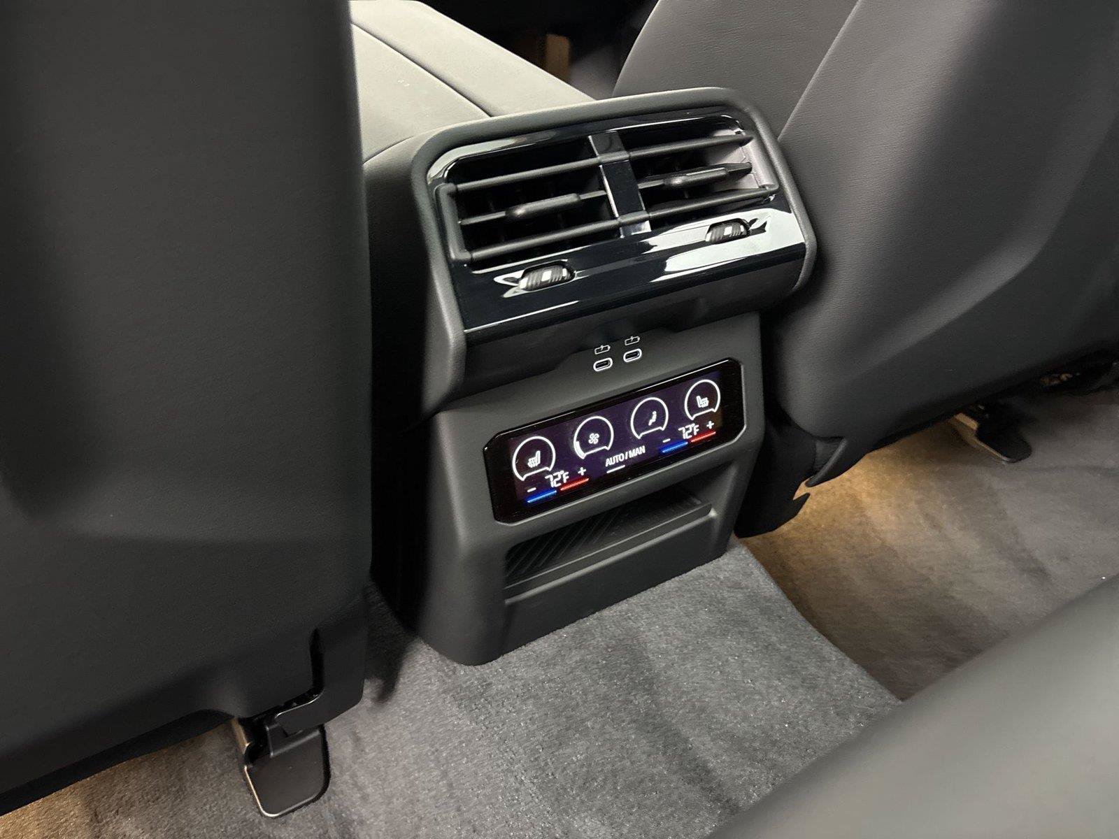 New 2027 BMW M5 w/ Executive Package AWD/4WD image 27