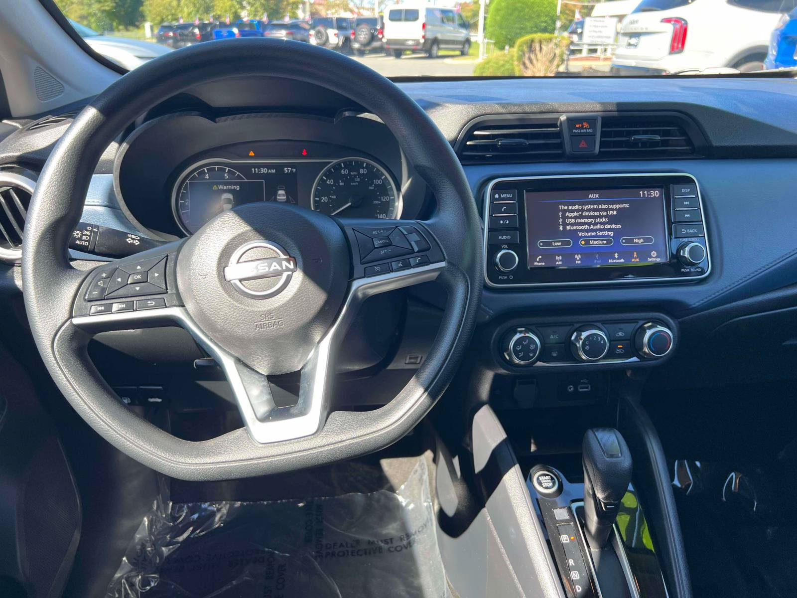 Used 2025 Nissan Versa SV FWD image 19