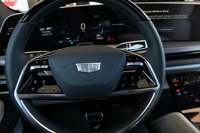 New 2026 Cadillac Vistiq Sport image 25