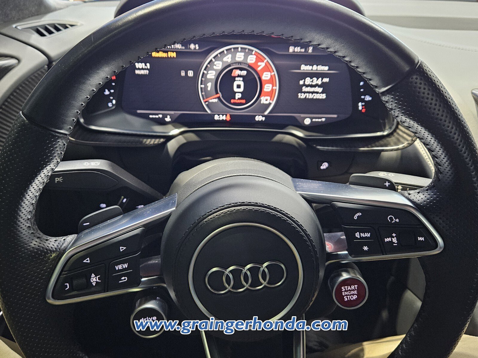 Used 2017 Audi R8 V10 image 18