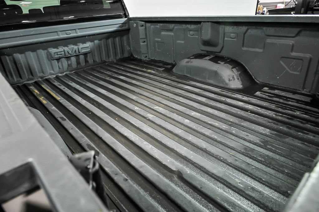 Used 2023 GMC Sierra 3500 SLE w/ X31 Off-Road Package AWD/4WD image 9