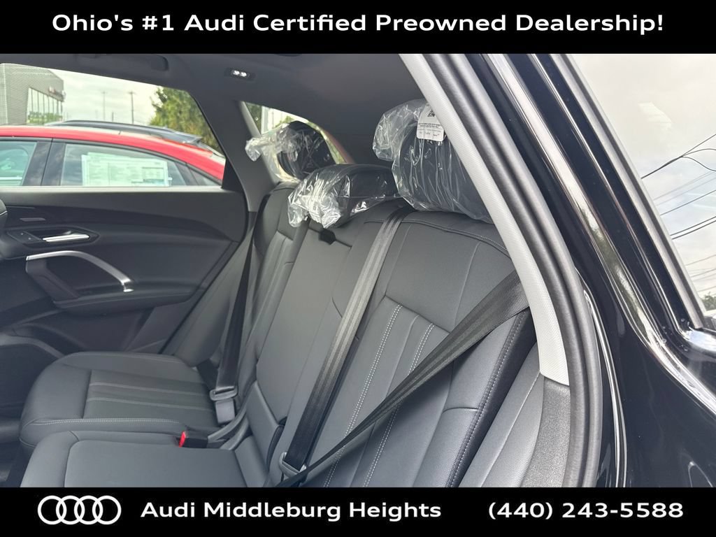 Used 2026 Audi Q5 Premium Plus w/ Premium Plus AWD/4WD image 30