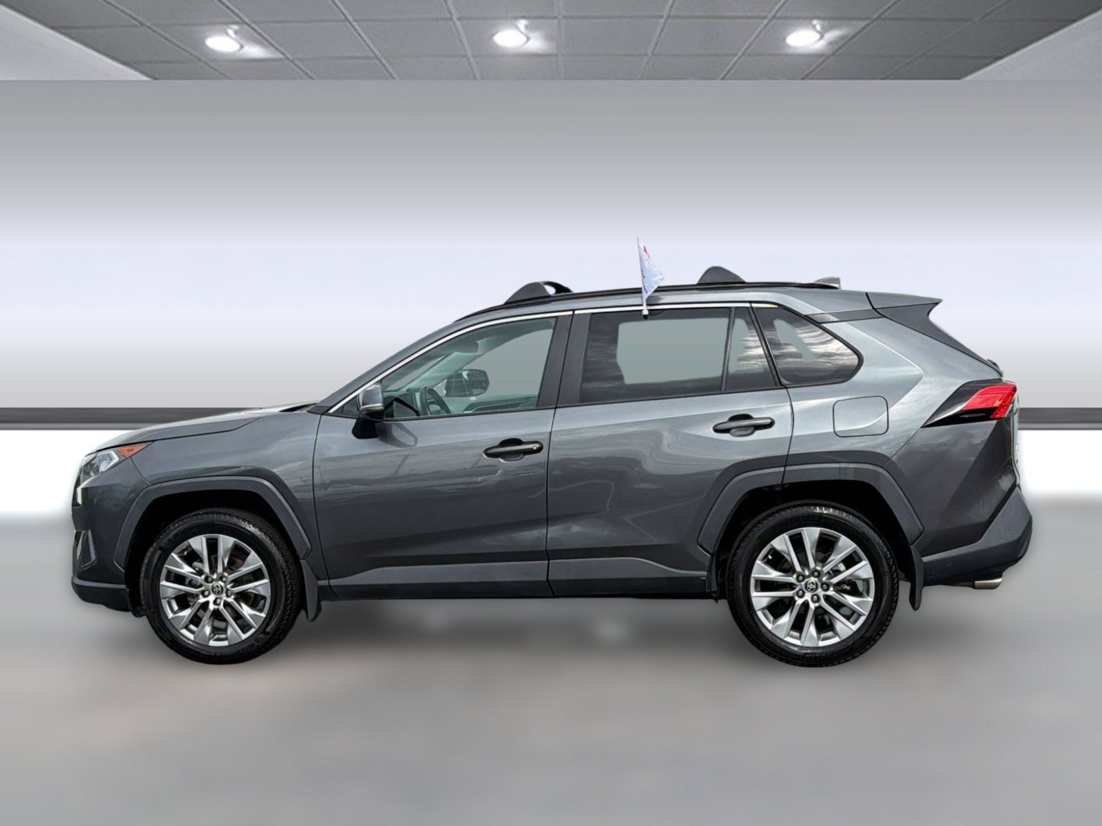 Certified 2021 Toyota RAV4 XLE Premium AWD/4WD image 2