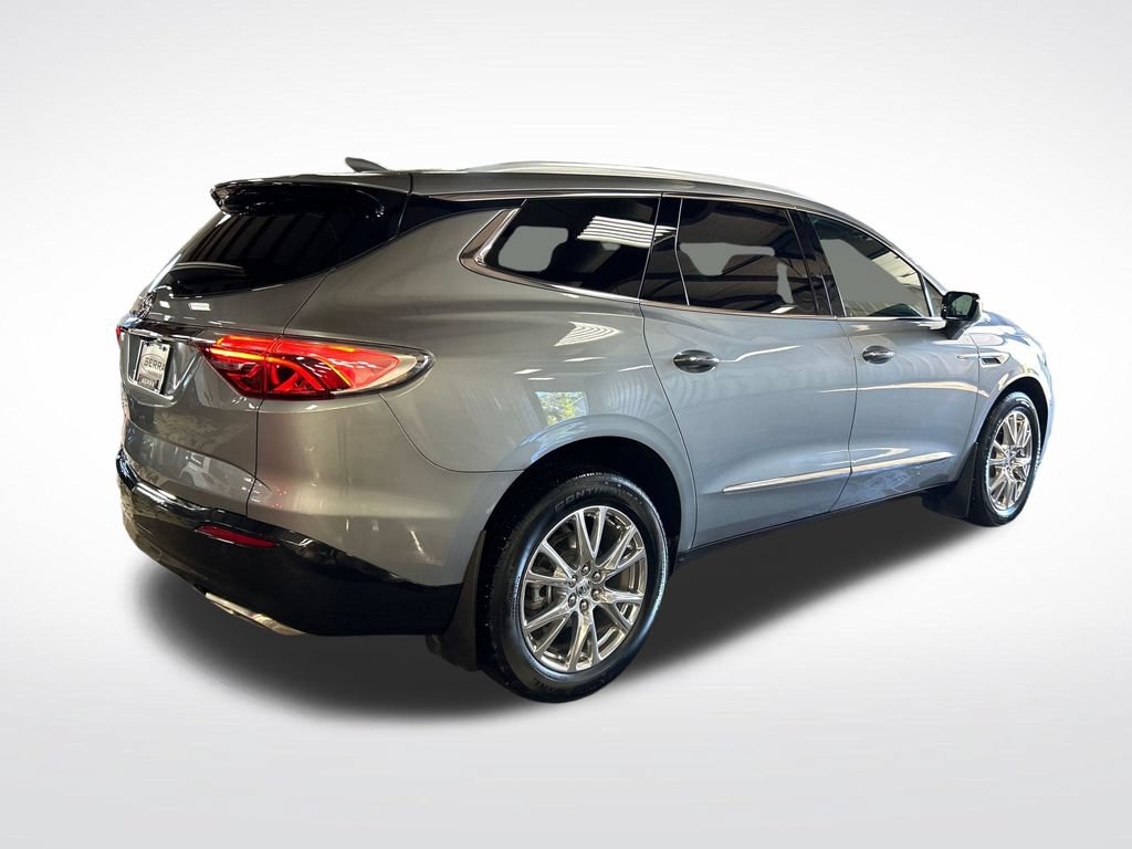Used 2024 Buick Enclave Premium AWD/4WD image 5
