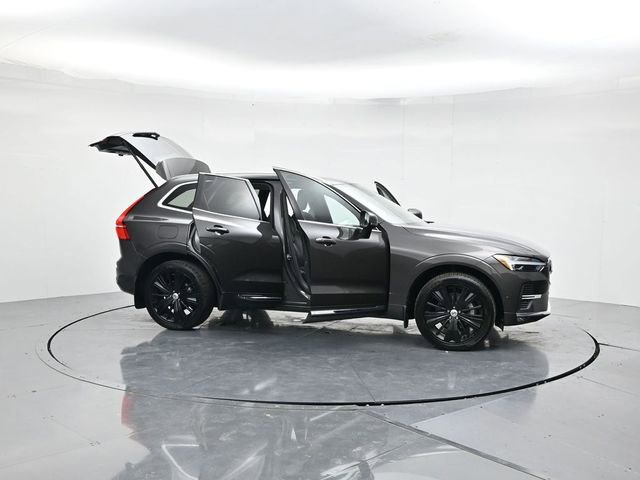 Used 2022 Volvo XC60 B5 Inscription w/ Advanced Package image 44