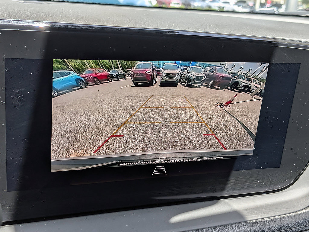 Certified 2024 Buick Encore GX Preferred FWD image 41