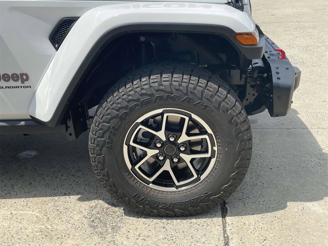 New 2025 Jeep Gladiator Rubicon image 34