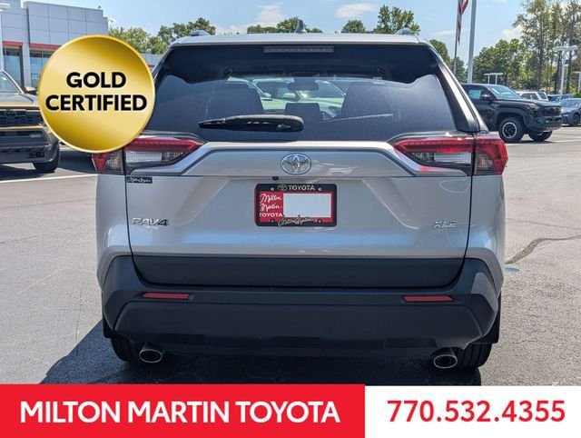 Used 2024 Toyota RAV4 XLE Premium FWD image 10