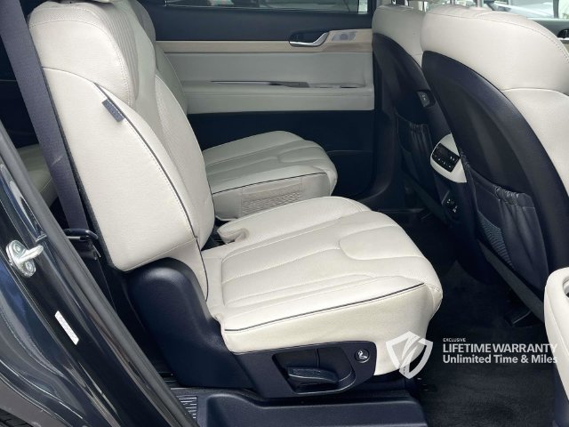 Used 2024 Hyundai Palisade Limited AWD/4WD image 29