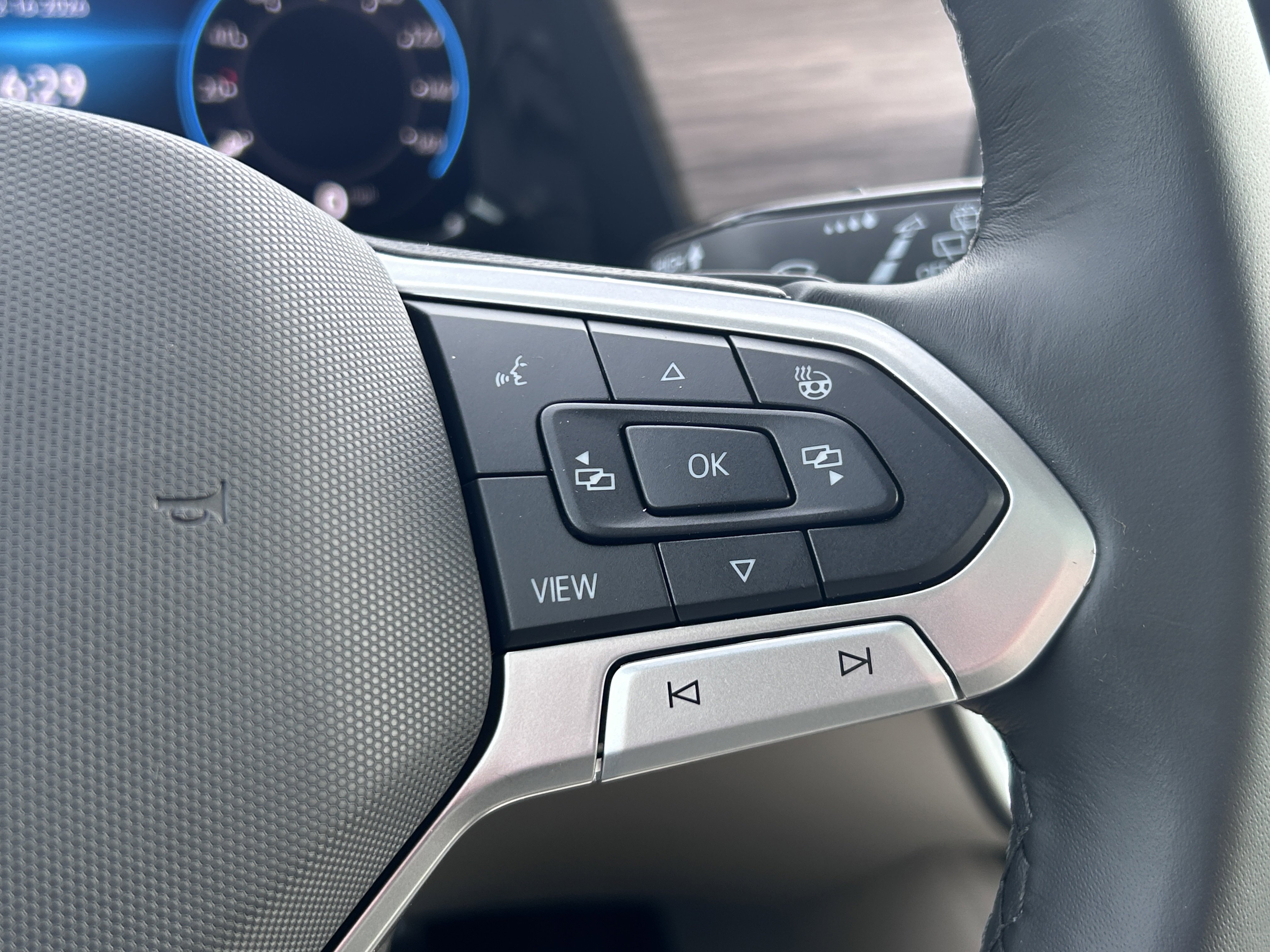 New 2026 Volkswagen Atlas SEL Premium R-Line image 21