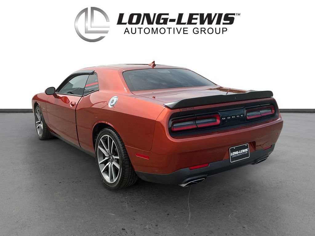 Used 2023 Dodge Challenger R/T RWD image 4