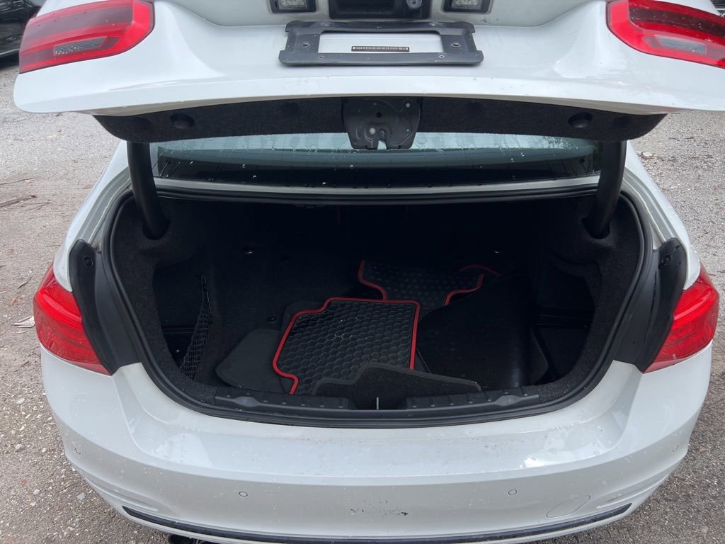 Used 2017 BMW 330i Sedan image 8