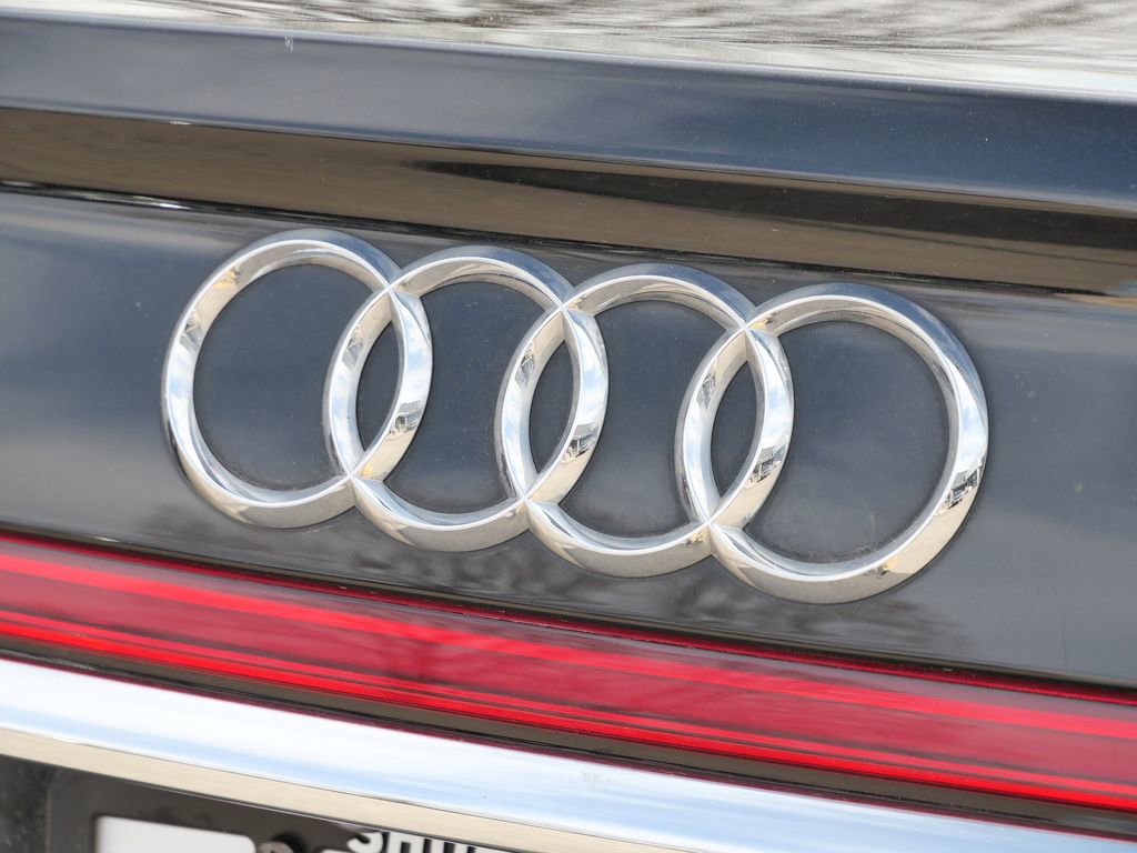 Used 2019 Audi A8 L 3.0T w/ Luxury Package image 10