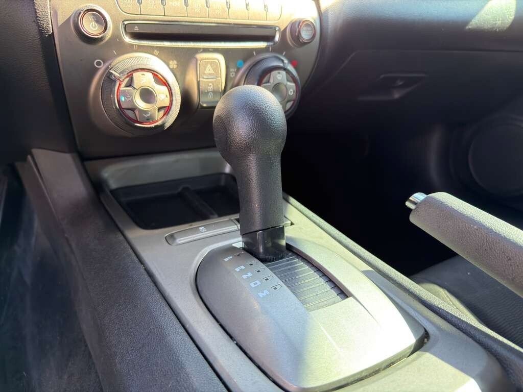 Used 2015 Chevrolet Camaro LS RWD image 15