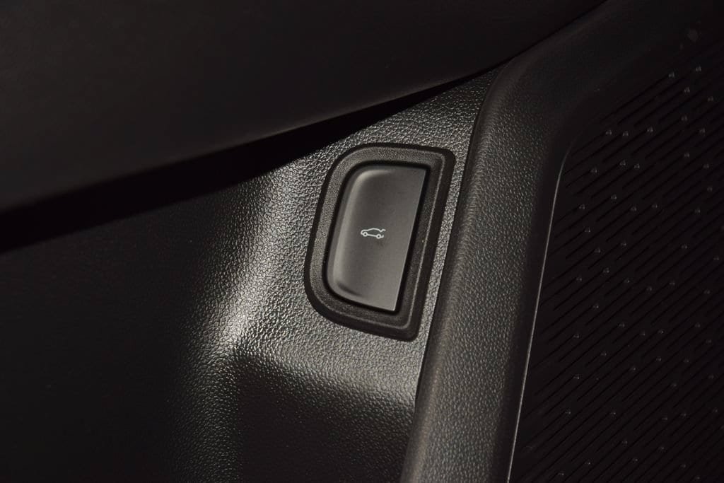New 2027 Chevrolet Equinox ACTIV w/ Safety and Technology Package FWD image 50
