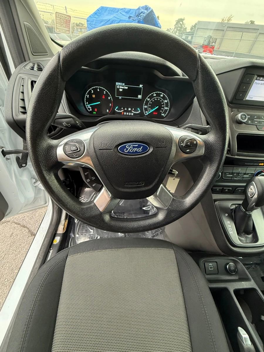 Used 2019 Ford Transit Connect XL image 12
