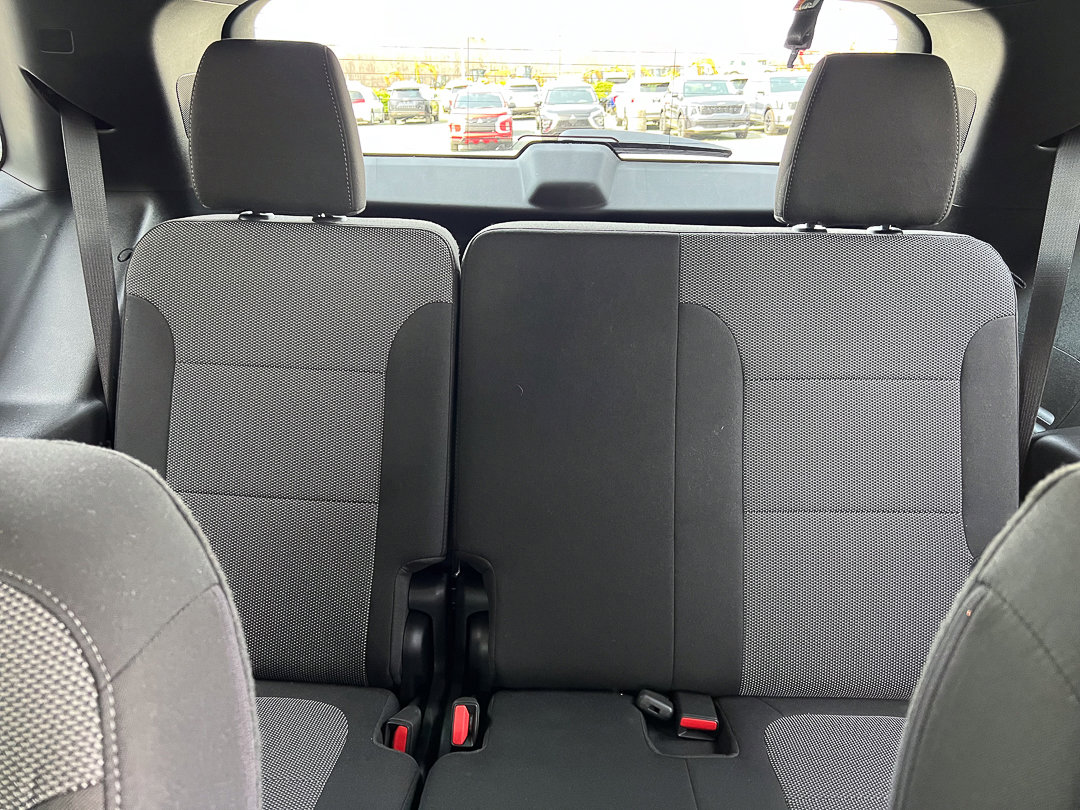 Used 2023 Chevrolet Traverse LT image 29